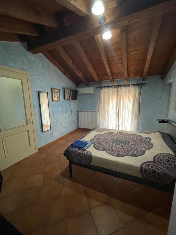 Court Inn Galliate Buitenkant foto